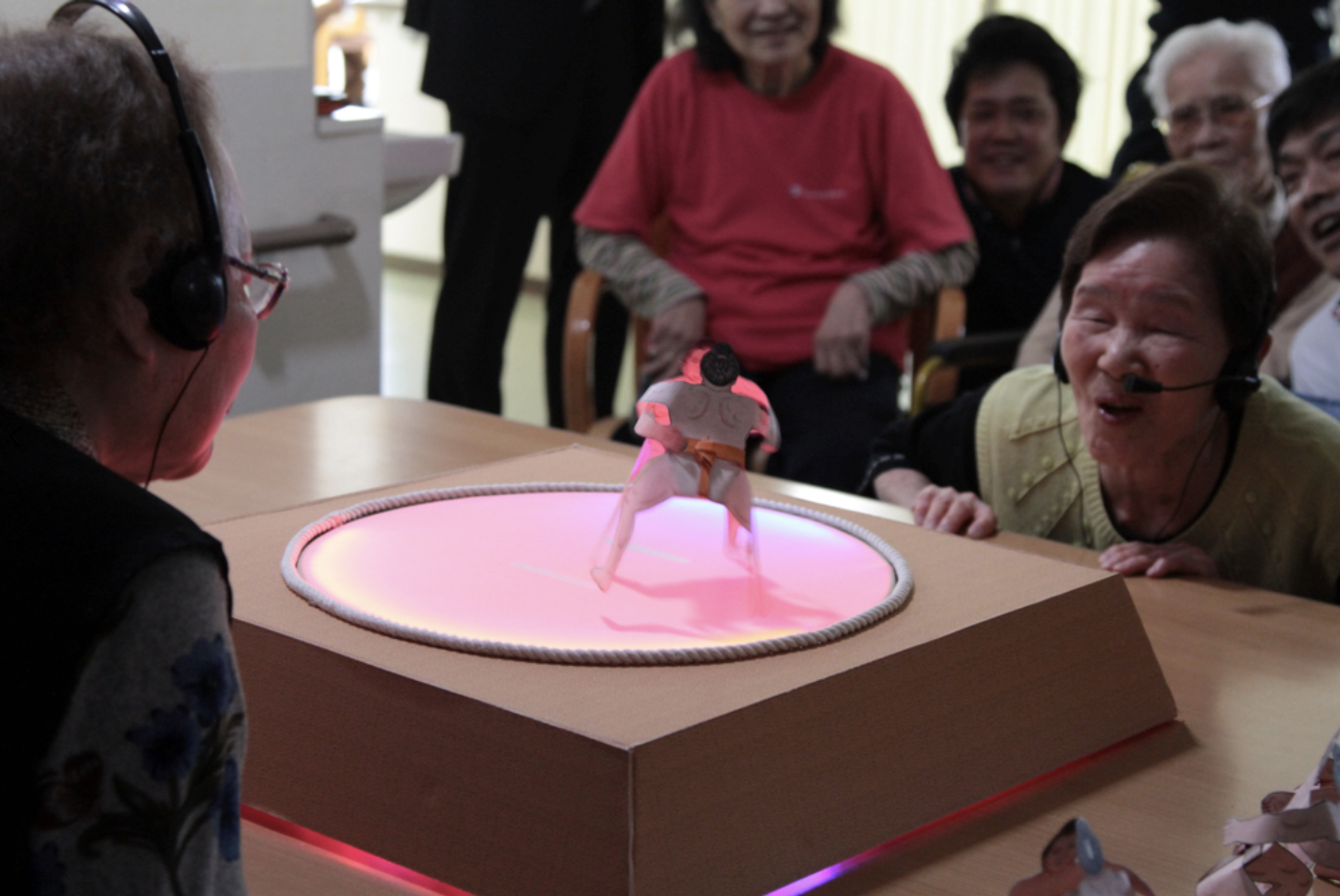 ENT-06_TON-TON_VOICE_SUMO_BI005637